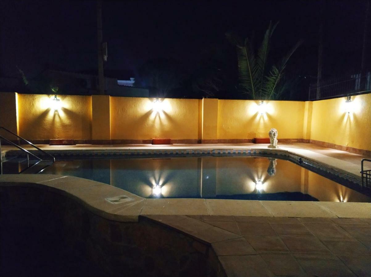 Villa La Jara El Puerto de Santa Maria Ngoại thất bức ảnh